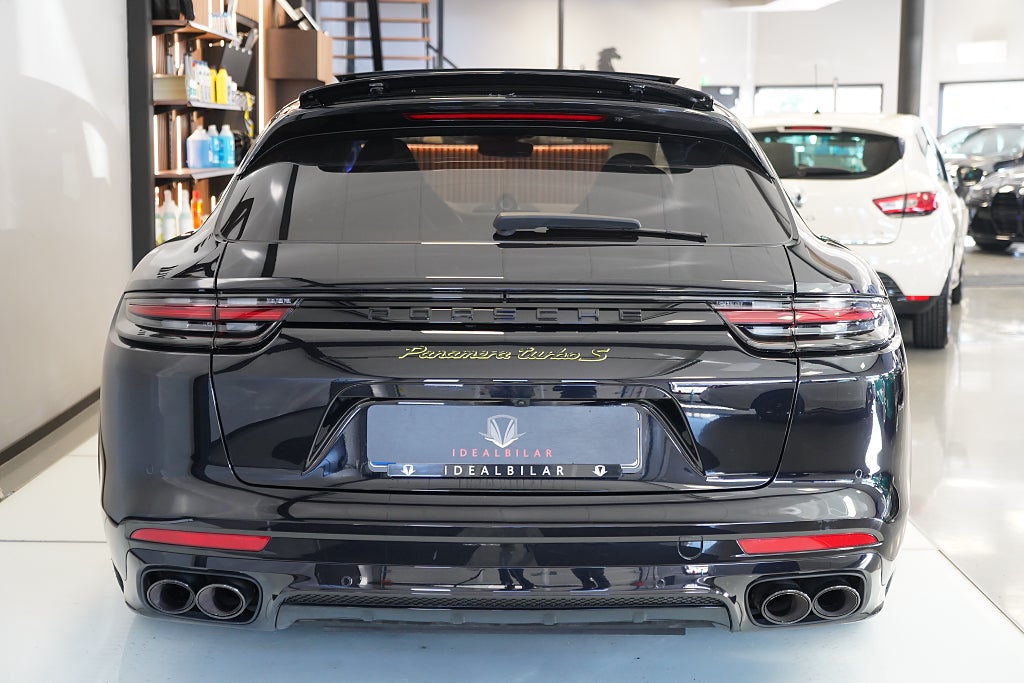 Porsche Panamera Turbo S 2019 - miniatyr 4