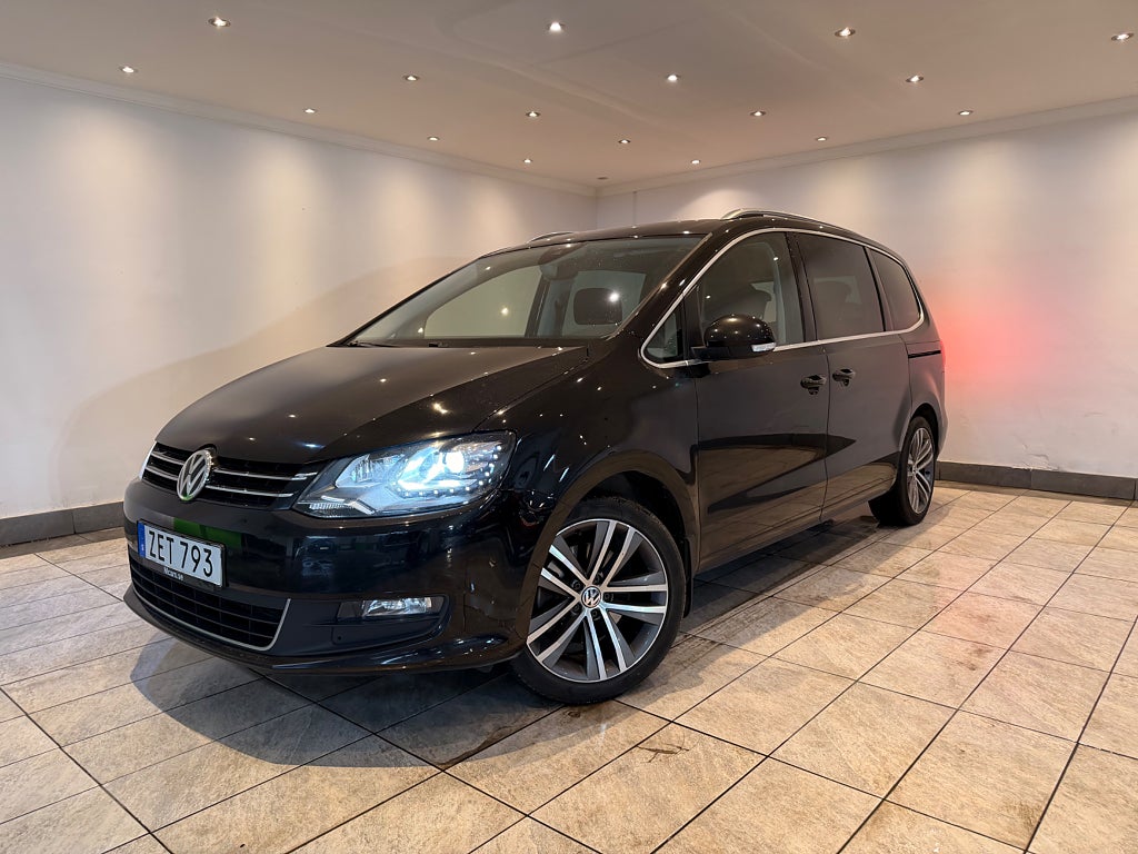 Volkswagen Sharan 7-sits 2.0 TDI Premium,Pano,Dragkrok,Backkamera,V-hjul