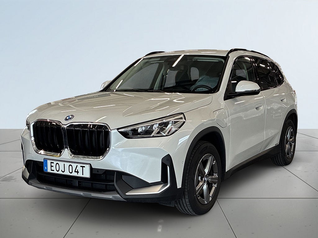 BMW X1 xDrive25e Steptronic S&V-hjul/Kamera/Drag/Carplay/MOMS