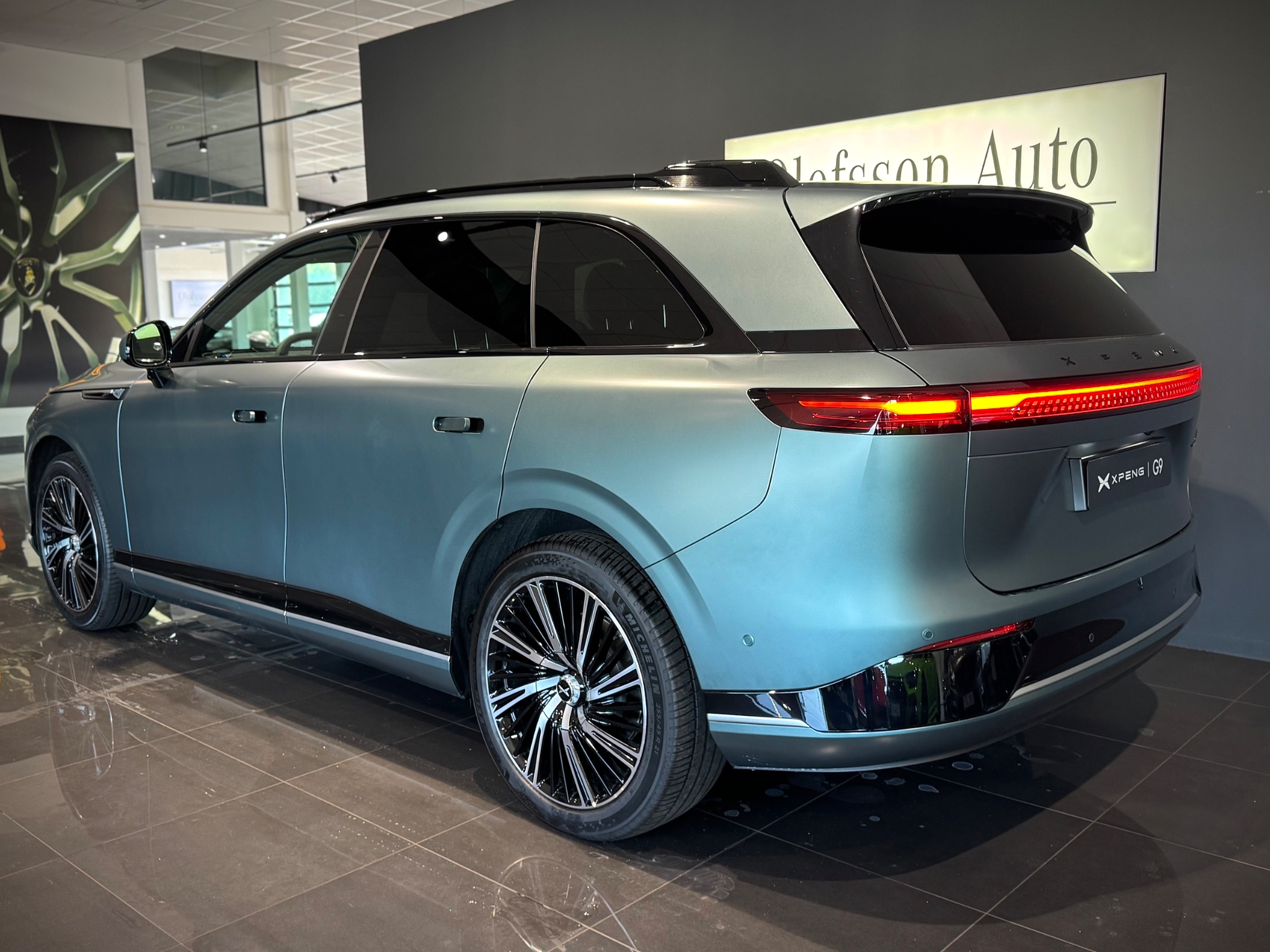 XPENG G9 Nya AWD Performance 2025, photo 3/29