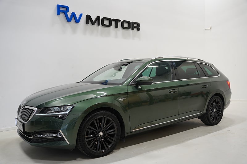 Kombi Skoda Superb 1 av 29