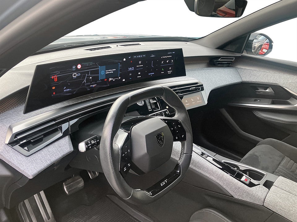 Bild på Peugeot 5008 GT Hybrid 145hk Aut 7-SITS B-KAMERA CARPLAY