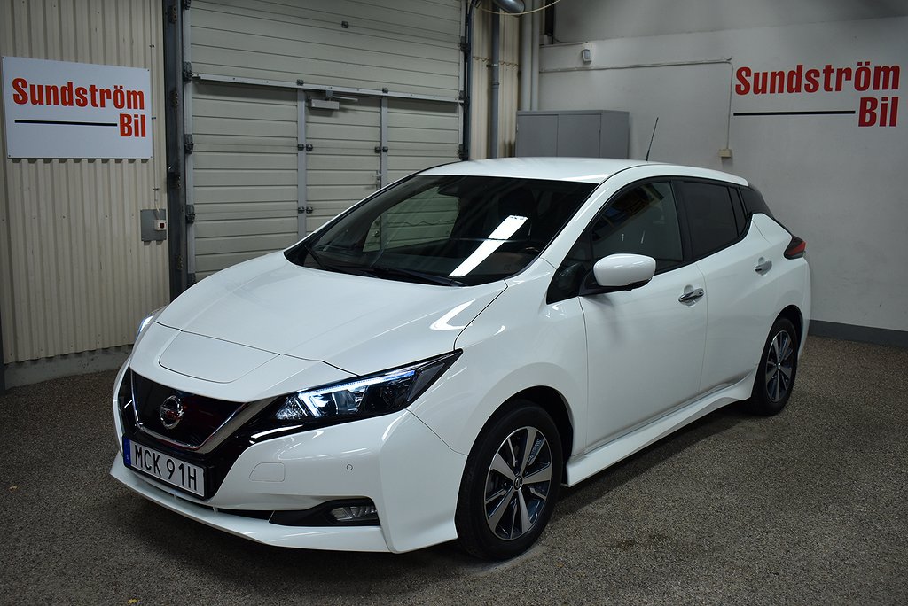 Nissan Leaf 40kWh 150Hk Acenta Kamera/Vinterhjul Aut