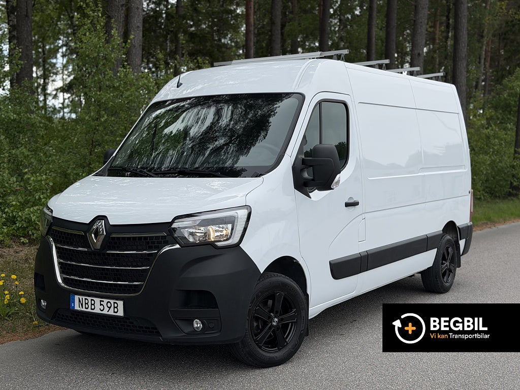 Renault master 3.5 T 2.3 dCi / Leasbar / Lågmil /högskåp / Drag