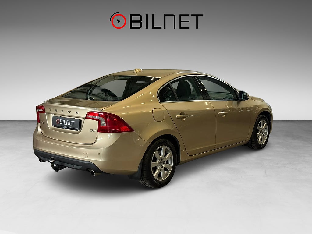 Volvo S60 D5 Automat Momentum *3,99%* Värmare Kamrem Bytt