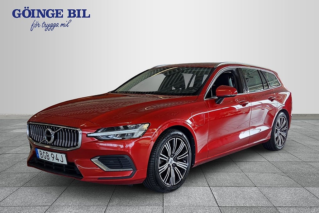 Volvo V60 Recharge T6 II Ins Expr Drag/ Navi/ Kamera/ Kli...