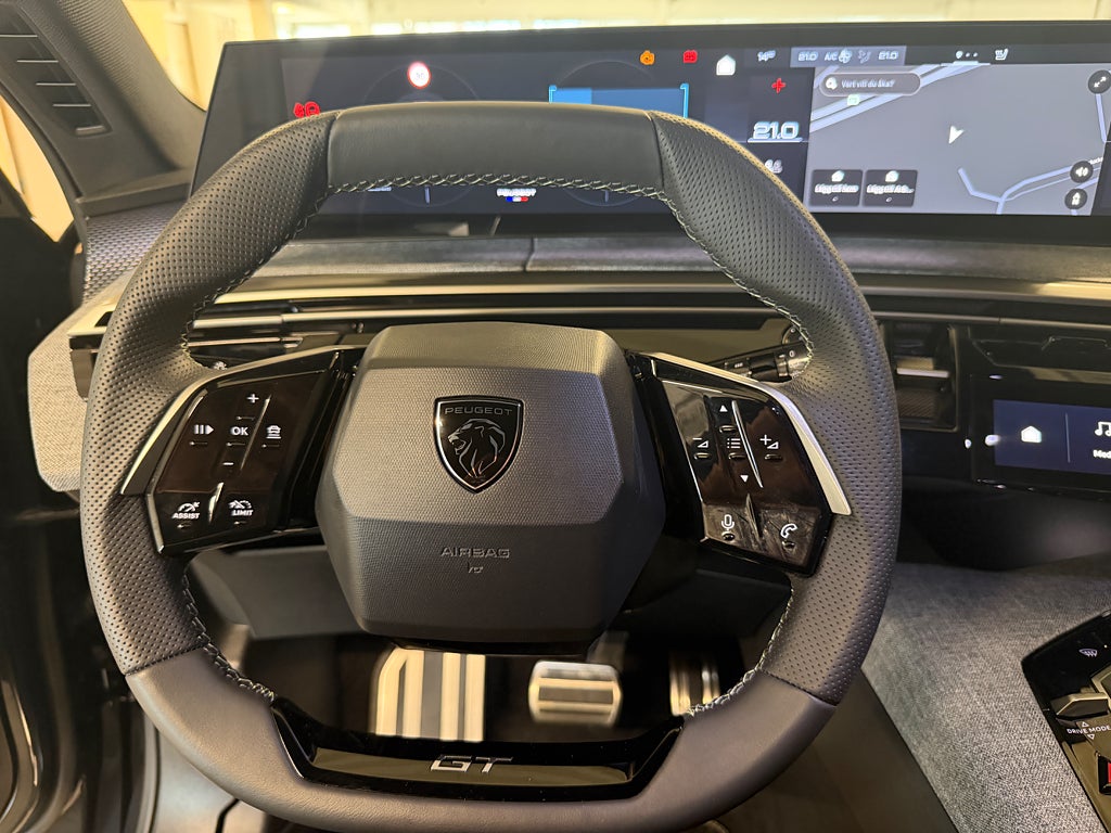 Peugeot 5008 GT Hybrid 145 1.2 PureTech 145 e-DSC Euro 7 Sits thumbnail