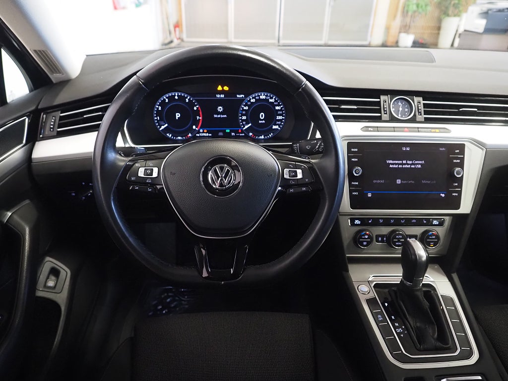 Volkswagen Passat SC 1.4 TSI 150hk | Cockpit | Drag | P-Värmare | Kamera 2018
