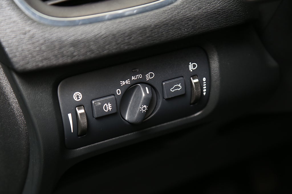 Volvo V40 T2 Your Kinetic Bränslevärmare Ny kamrem 2014