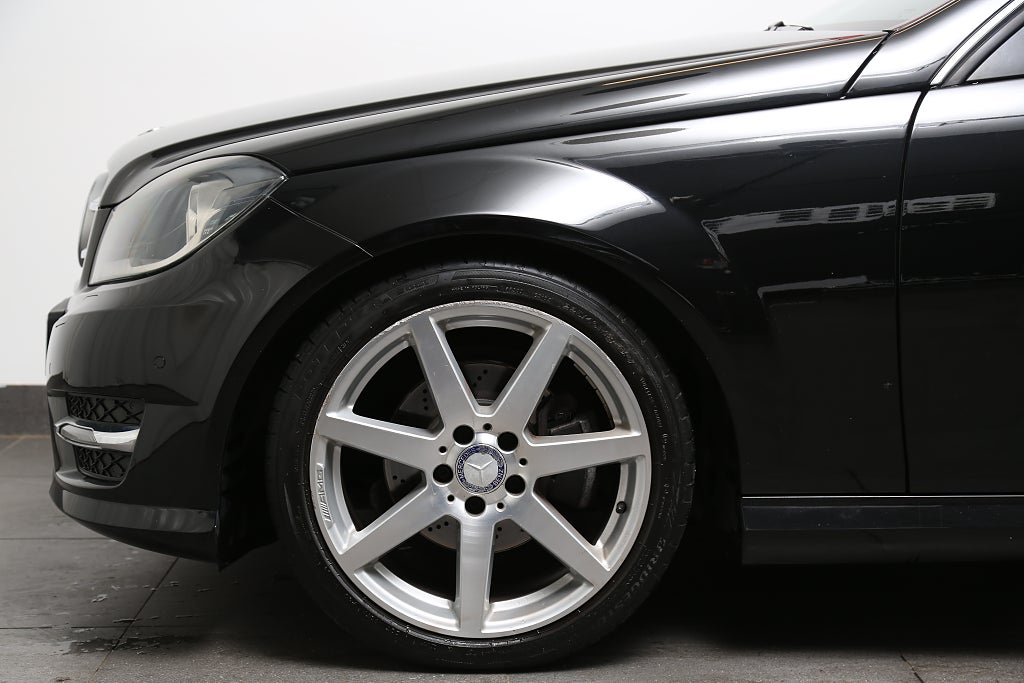 Mercedes-Benz C 180 Coupé 7G-Tronic Plus AMG Sport Navi 2013