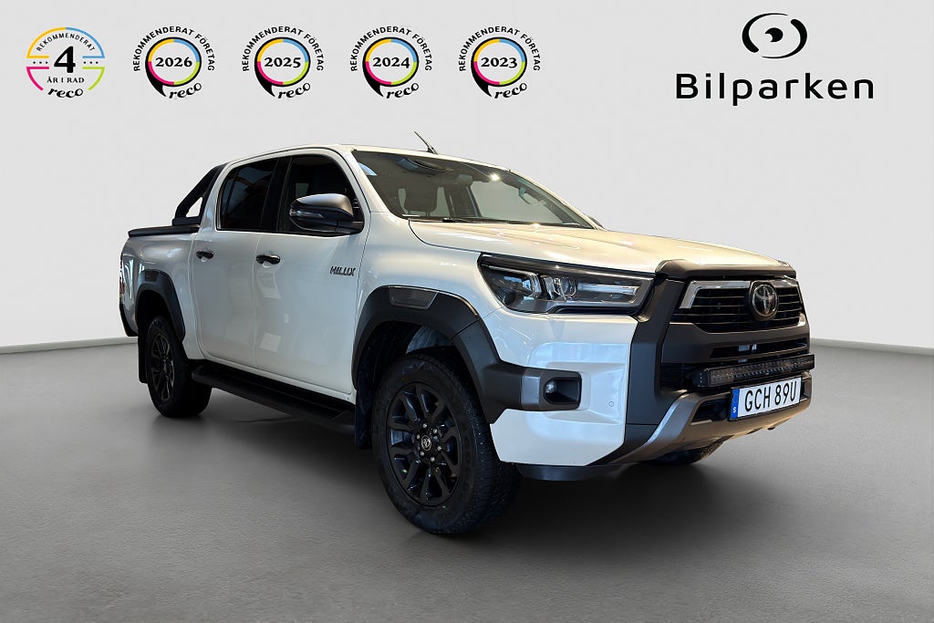 Toyota Hilux Dubbelhytt 2.8 4WD Invincible | Flaklock | 204 hk