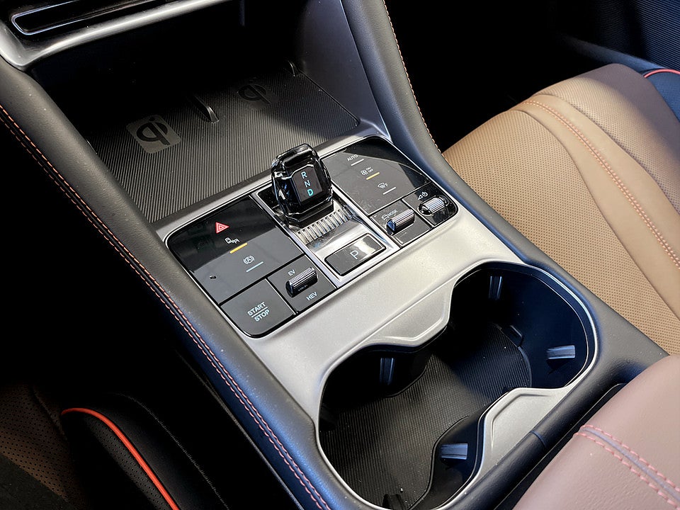 Bild på BYD SEAL U DM-i 1.5 + 18.3kWh 218hk Aut PANO 360° HUD