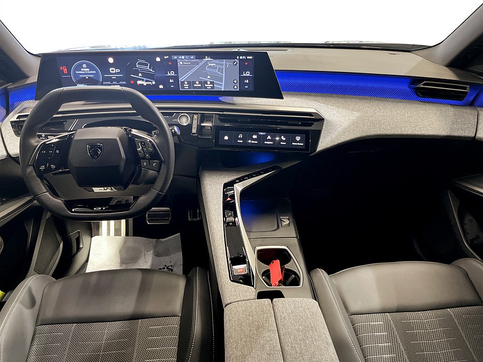 Bild på Peugeot 5008 GT Hybrid 145hk Aut KAMPANJ BRÄNSLE INGÅR