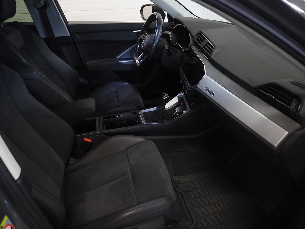 Audi Q3 35 TFSI 150hk MHEV Proline Adv |Drag|Värmare|Kamera| 2022