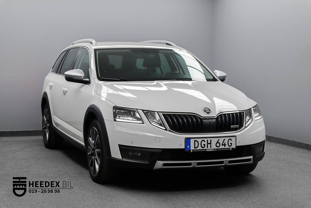 Skoda Octavia Scout 2.0 TSI 4x4 190hk Premium Kamera Värmare