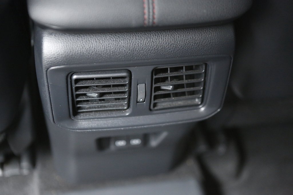 Toyota RAV4 Plug-in Hybrid E-CVT Style Premium AWD JBL Drag 2023