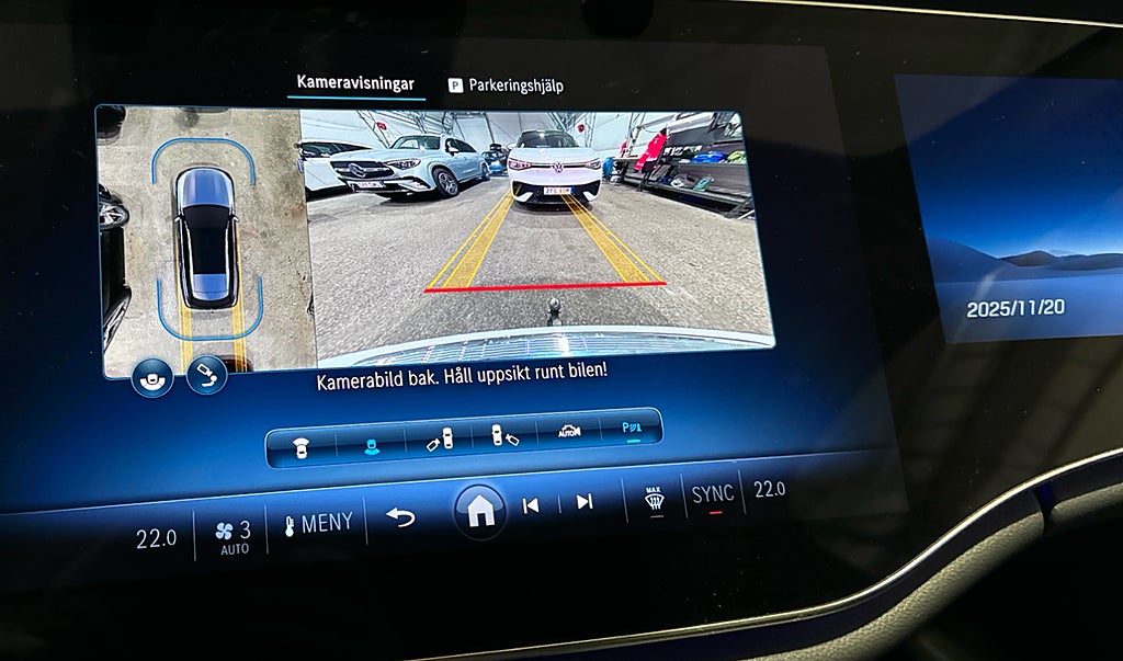 Mercedes-Benz E 300 de 4MATIC AMG Superscreen 20tum Läder - bild 10