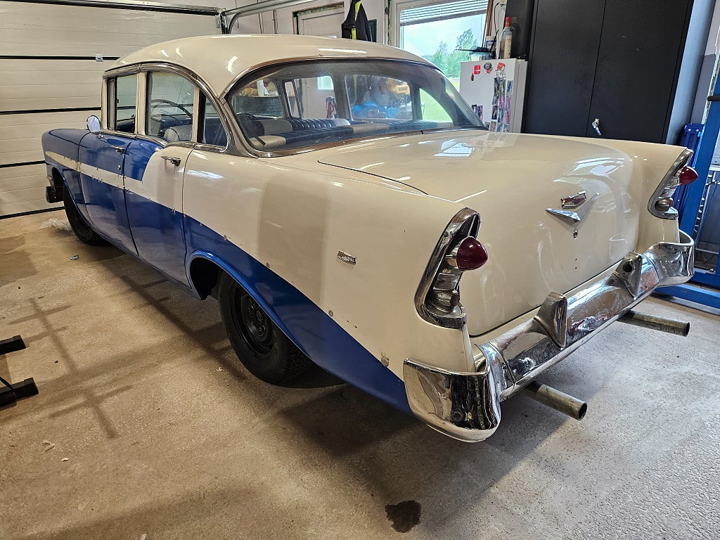 Chevrolet Bel Air V8 automat 