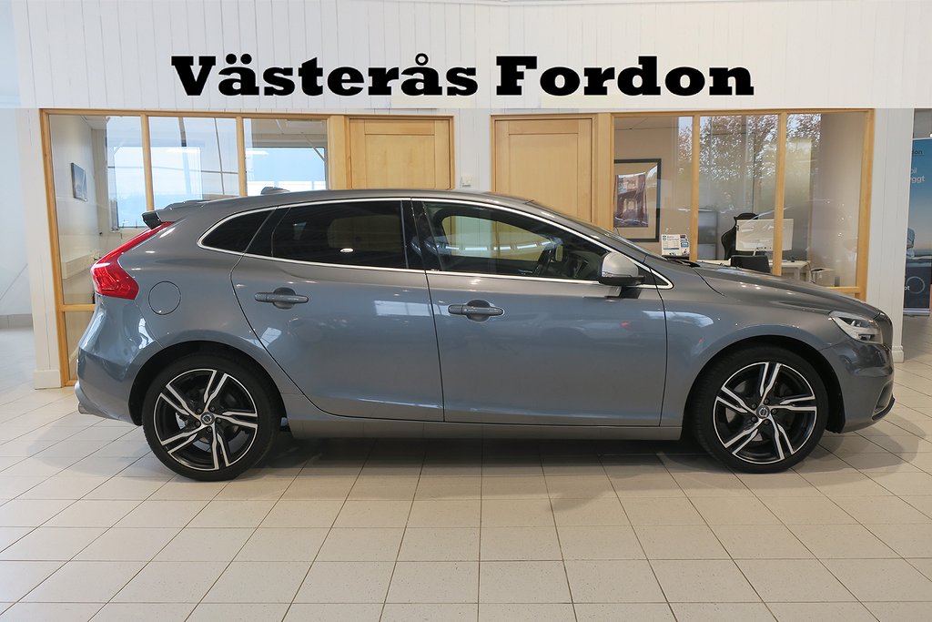 Volvo V40 D4 190hk R-Design Navi Drag Värmare Kamera Keyless