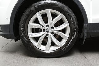 SUV Volkswagen Tiguan 5 av 14