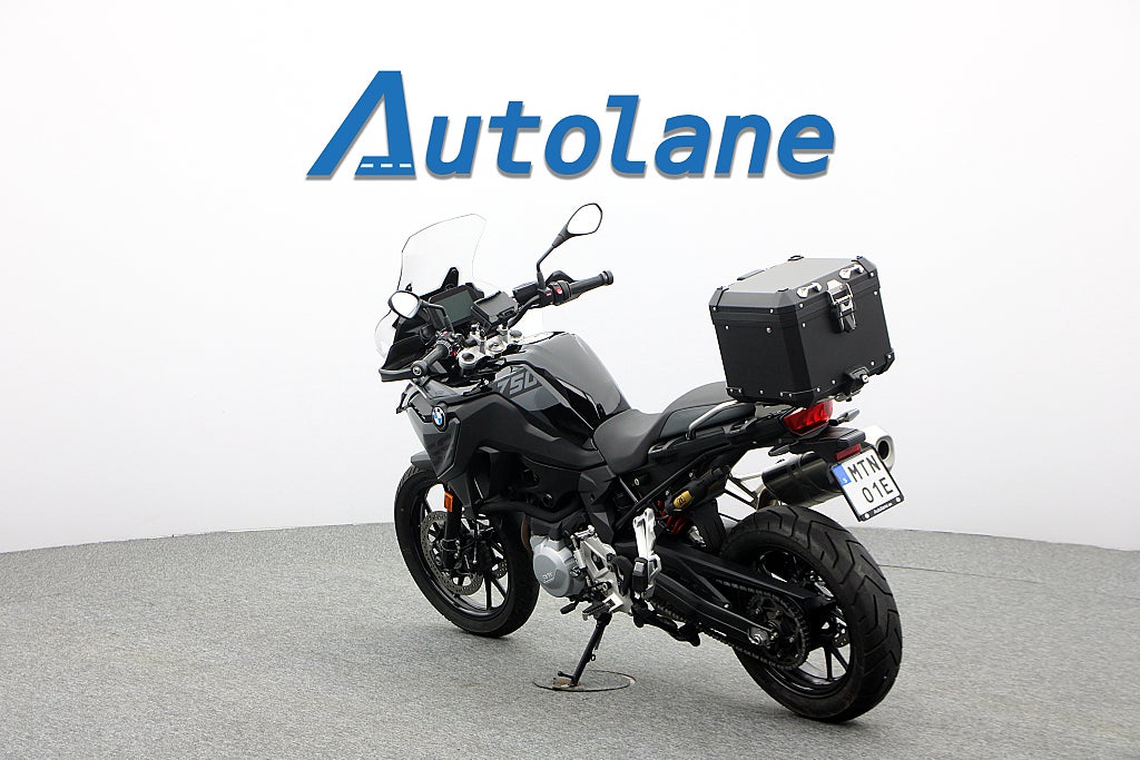 BMW F 750 GS *Triple Black Toppbox