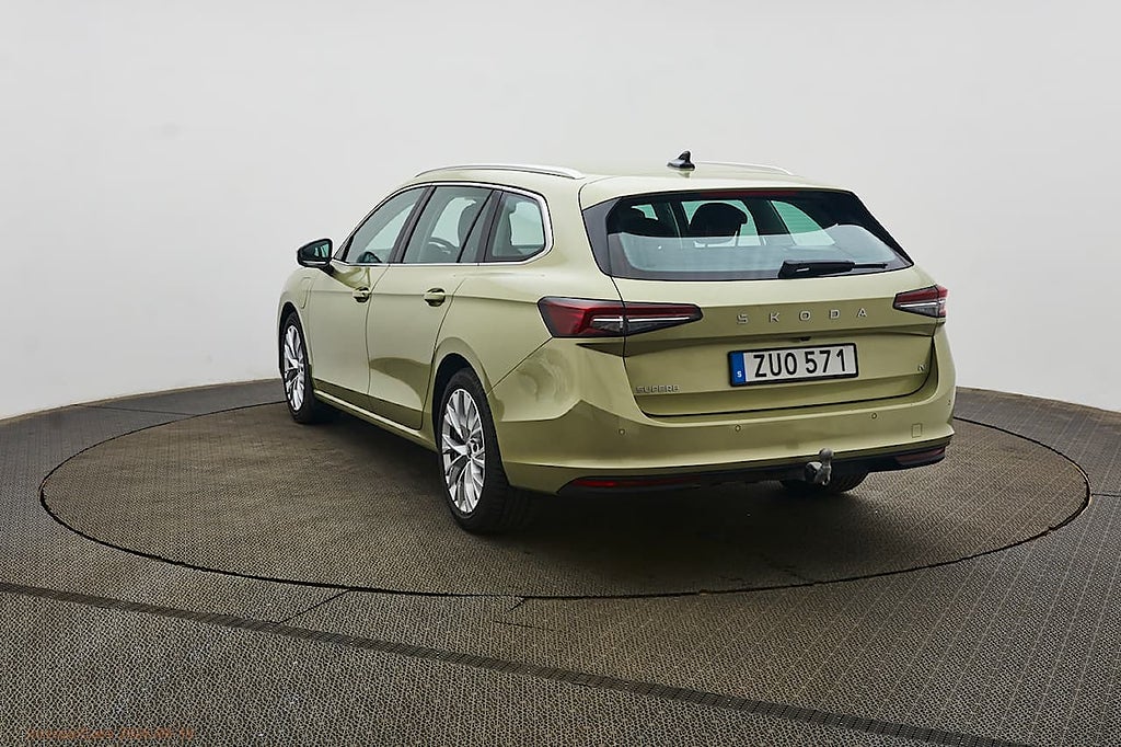 Škoda Superb iV Combi DSG Sequential, 204hp, 2025