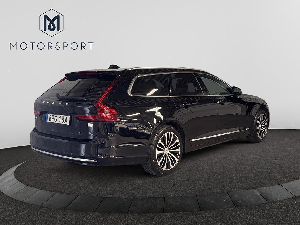Volvo V90 Recharge T6 AWD Aut Core Edition Adaptiv fart Helskinn bild 7