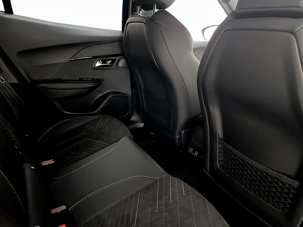 Bild på Peugeot 2008 GT 1.2 PT 130hk Aut - 360-KAMERA, 1 ÄGARE