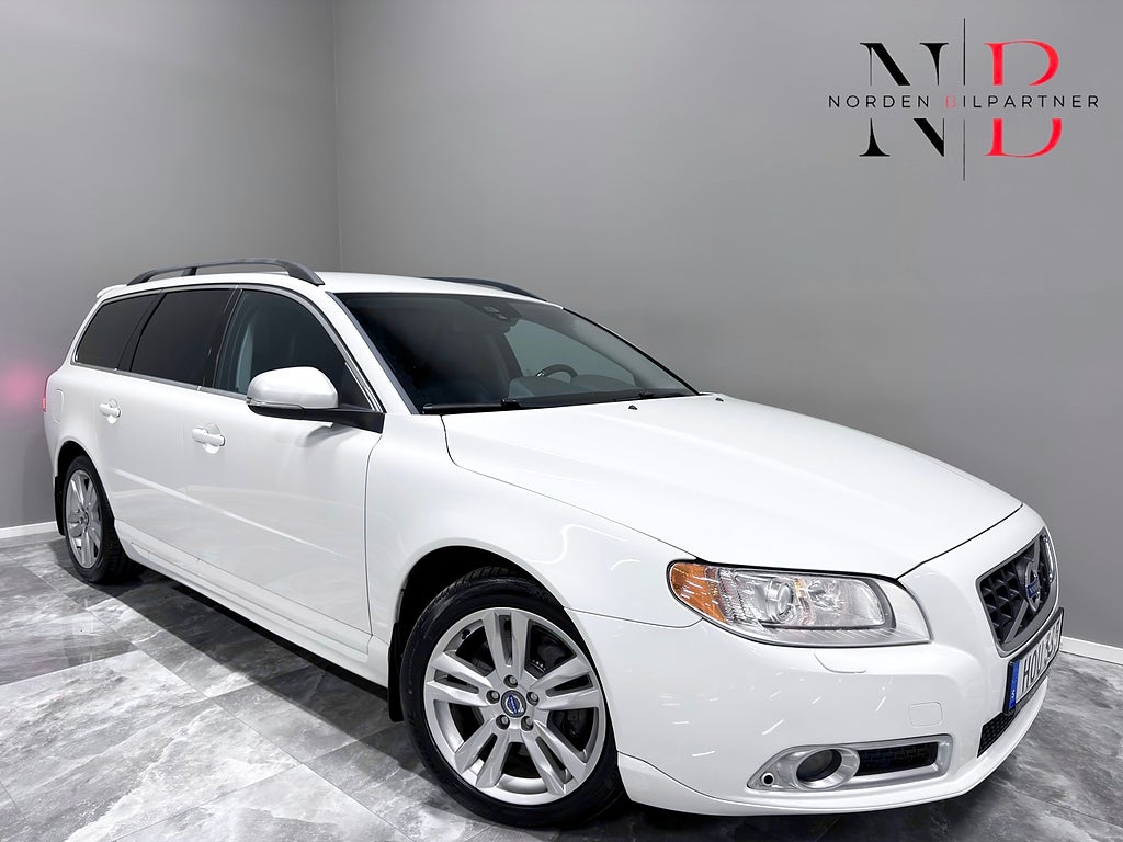 Volvo V70 D4 AWD Auto/Dynamic/R design/Värmare/Drag/Skinn/163HK