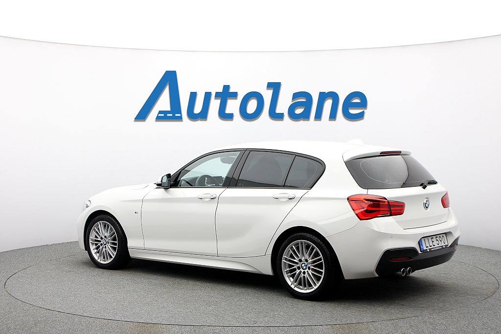 BMW 120i Automat M Sport, Shadow, Sensorer, Skinn 184hk