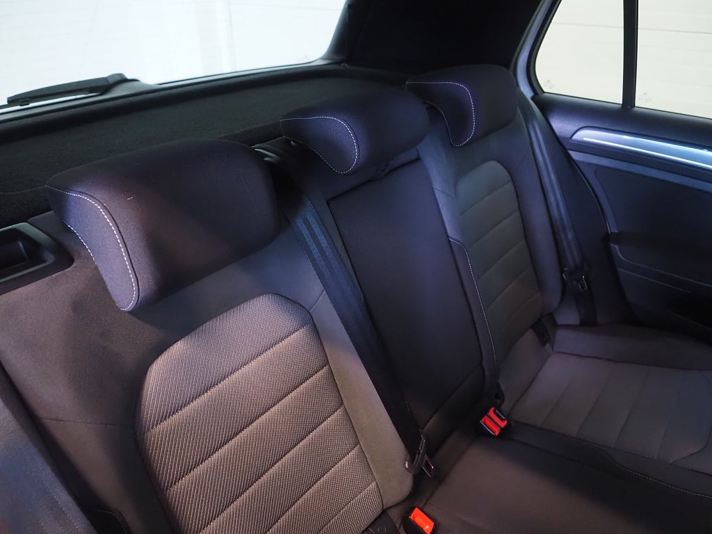 Volkswagen Golf 1.4 TSI 150hk DSG Automat R-Line Adaptiv Farthållare 2017