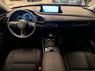Mazda CX-30 2.0 Mildhybrid AWD 186hk Centre Line LAGERBIL