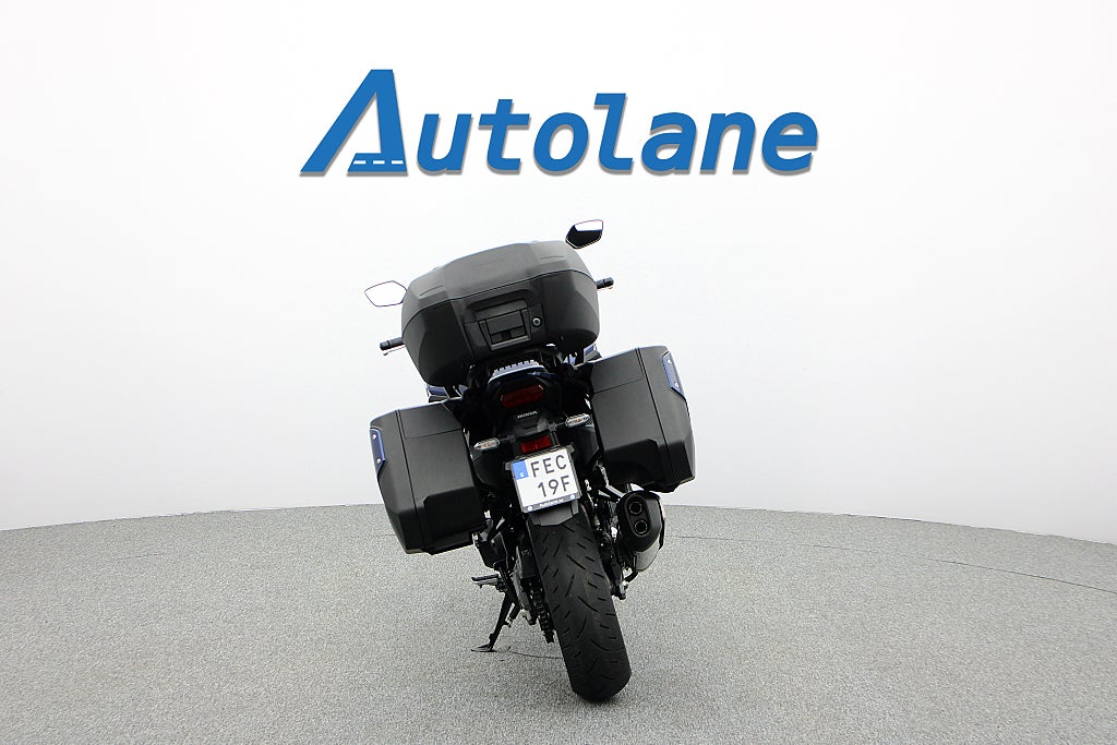 Honda NT1100 *Väskor Farthållare Körlägen