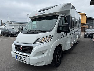 Husbil-halvintegrerad Adria Coral 670 SL AUTOMAT 17 av 19