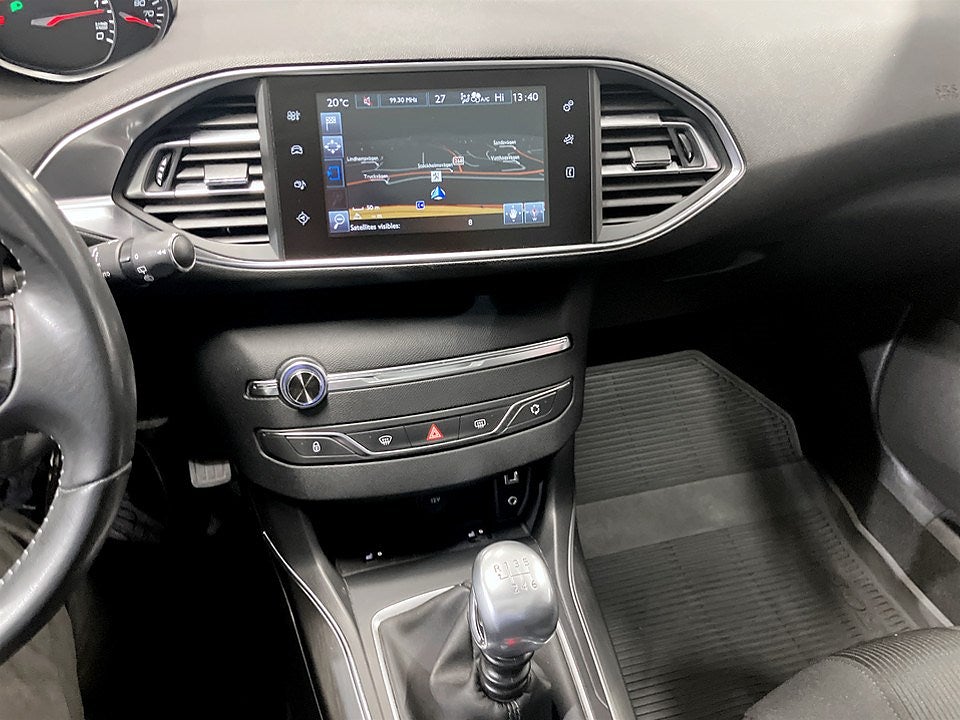 Bild på Peugeot 308 SW Allure 1.6 e-HDi 115hk - B-KAMERA, PANO