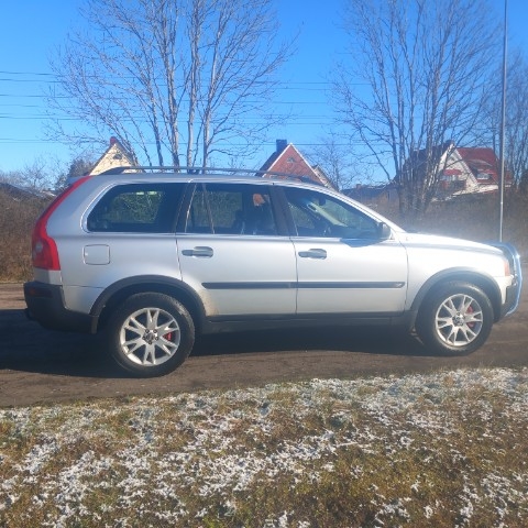 Volvo XC90 2.5T AWD Automat 7-sits 2003, kuva 2/36