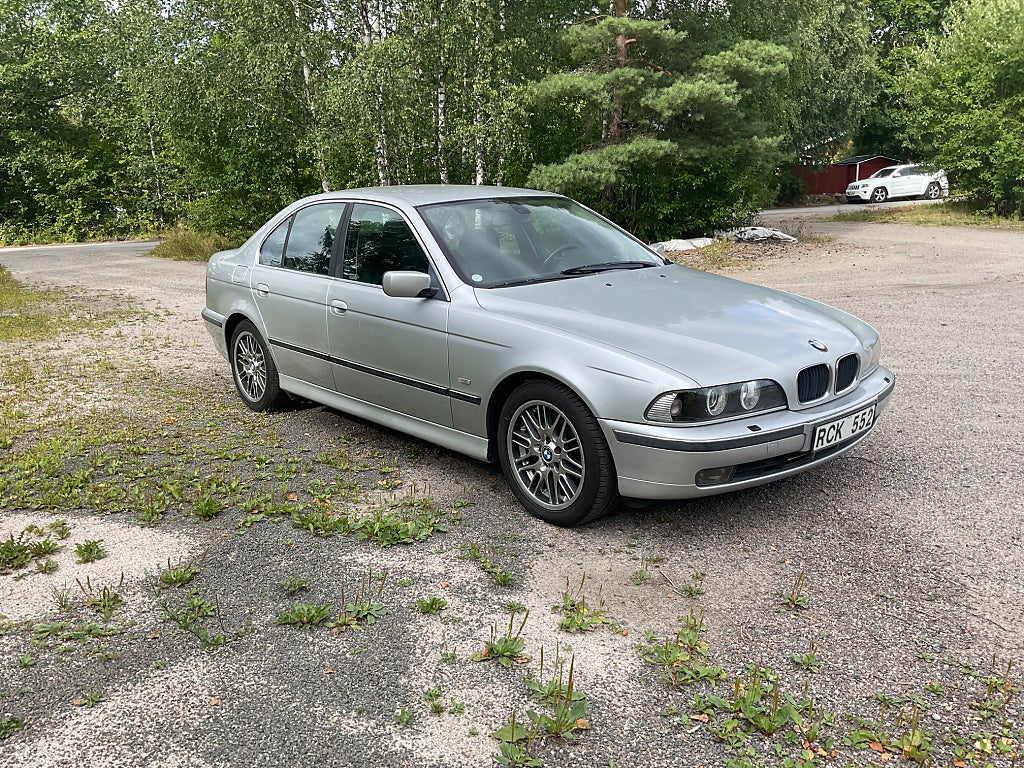 BMW 528 i Sedan Euro 2