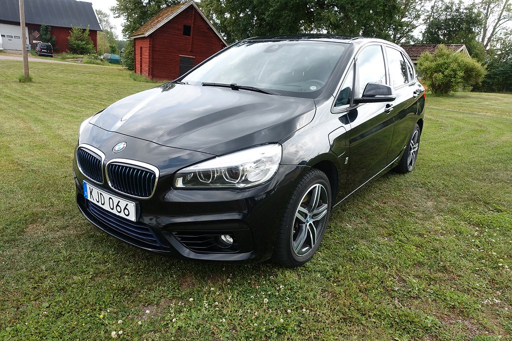 BMW 225xe Active Tourer Steptronic Sport line AWD Fullservad