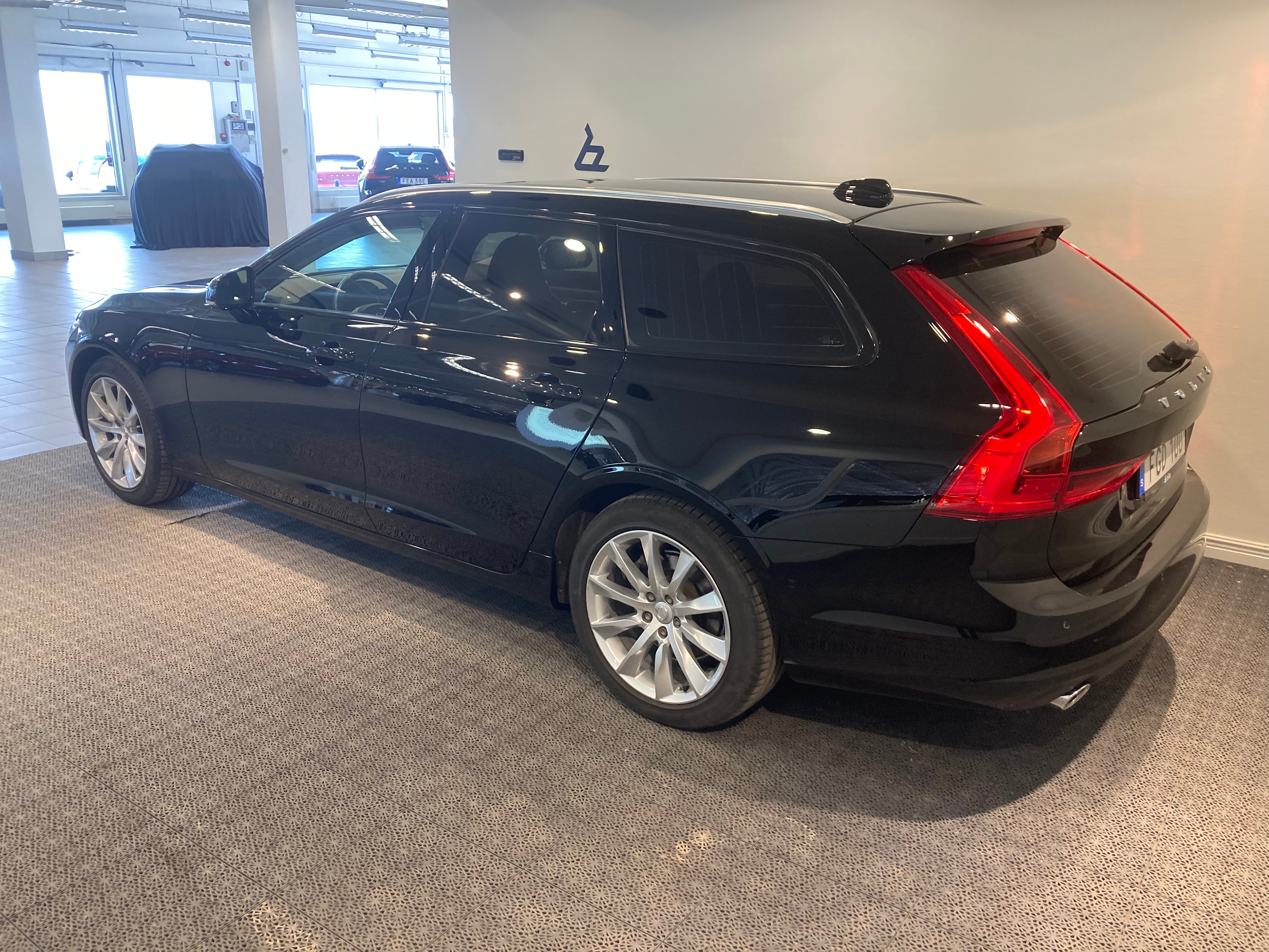 Volvo V90 D3 AWD Business Advanced, bild 3/16