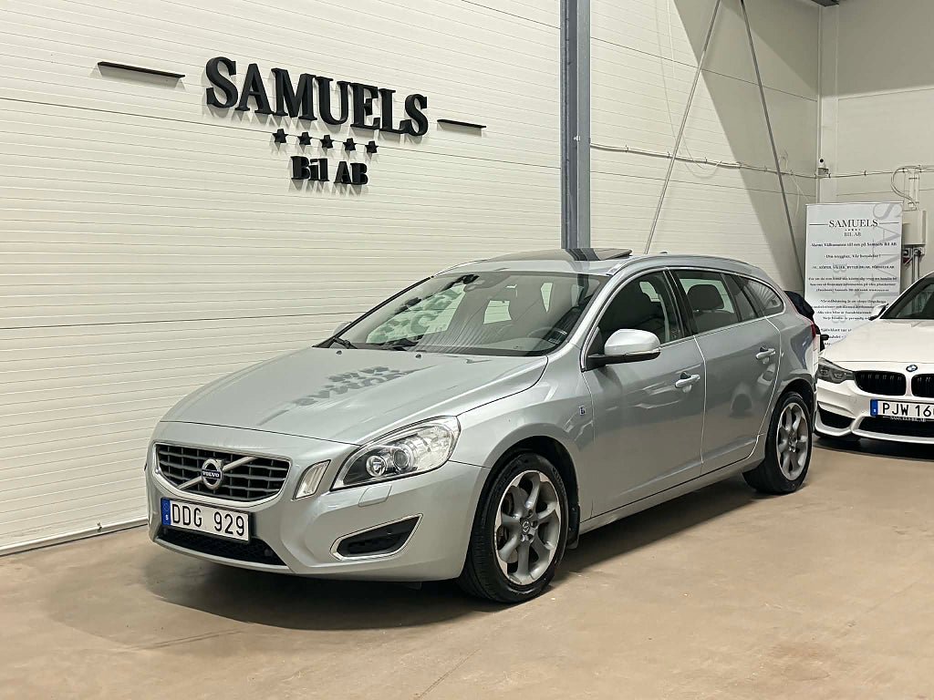 Volvo V60 D5 AWD Automat Geartronic Taklucka Ocean Race 