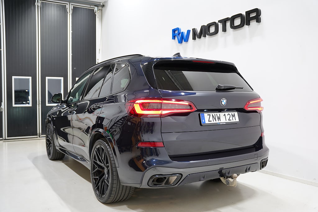 BMW X5 xDrive30d M Sport H/K Pano HUD Luft Massage RÄNTA 2,95%