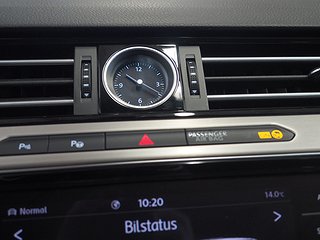 Kombi Volkswagen Passat 17 av 19