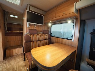 Husbil-halvintegrerad Bürstner Marano T 590 9 av 21