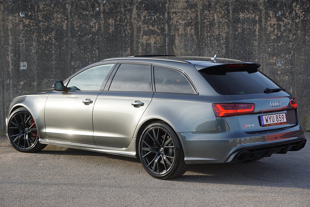 Audi RS6 Performance 4.0 V8 TFSI|Pano|360°|HuD|Sv-Såld|SE SPEC|