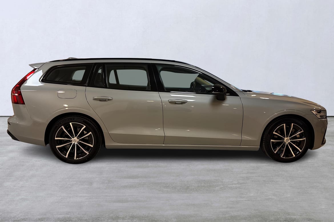 Volvo V60 T6 Plus Dark 2025, kuva 3/10