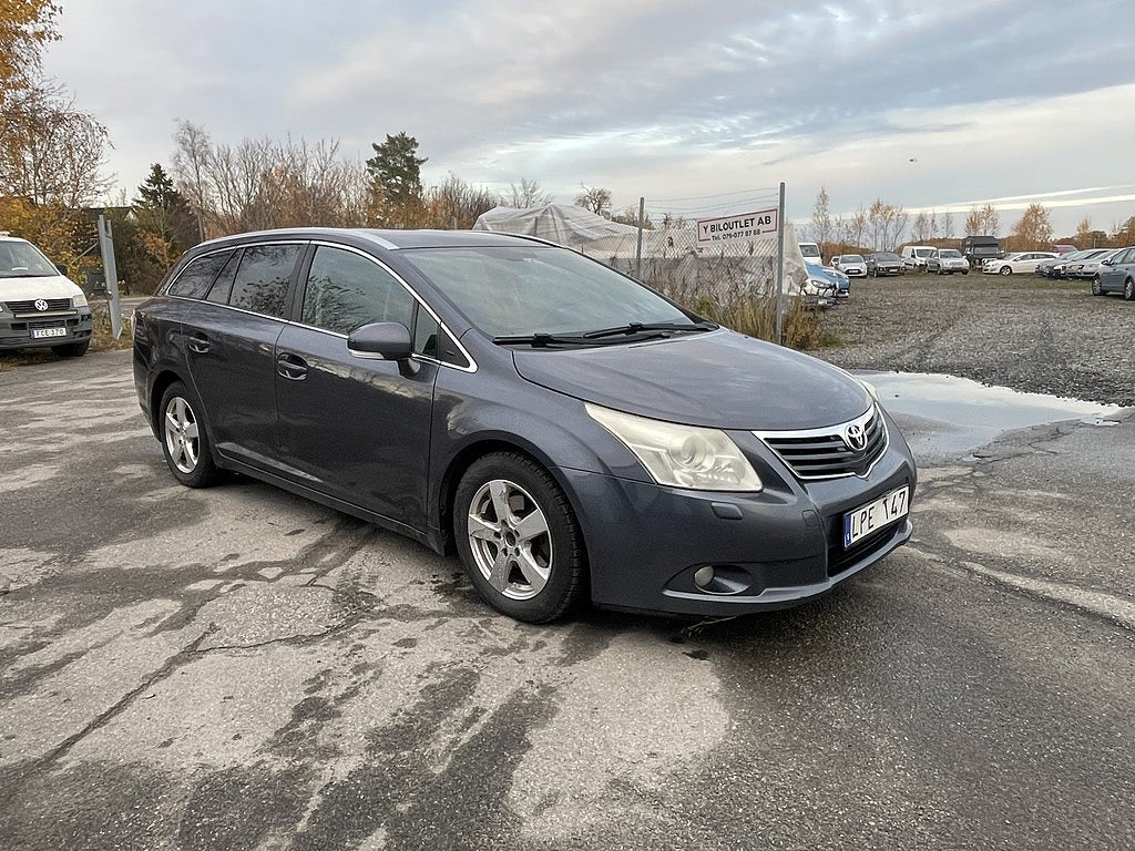 Toyota Avensis Kombi 2.0 Multidrive S Premium Euro 5