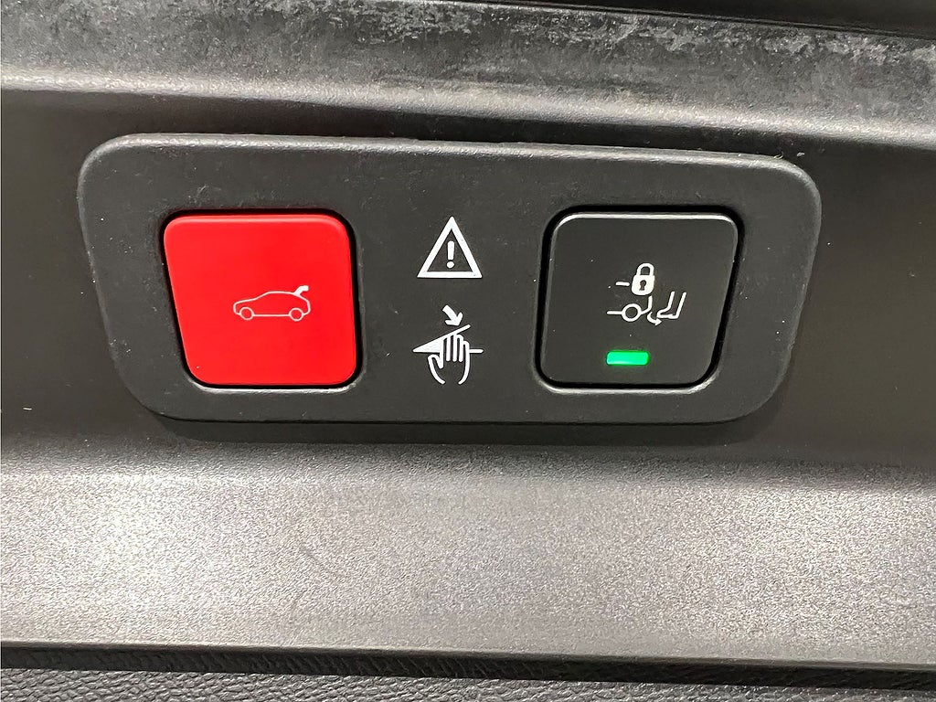 Bild på Peugeot 5008 GT Black Pack 1.2 PT 130hk Aut - DRAG, ELBAKLUCKA