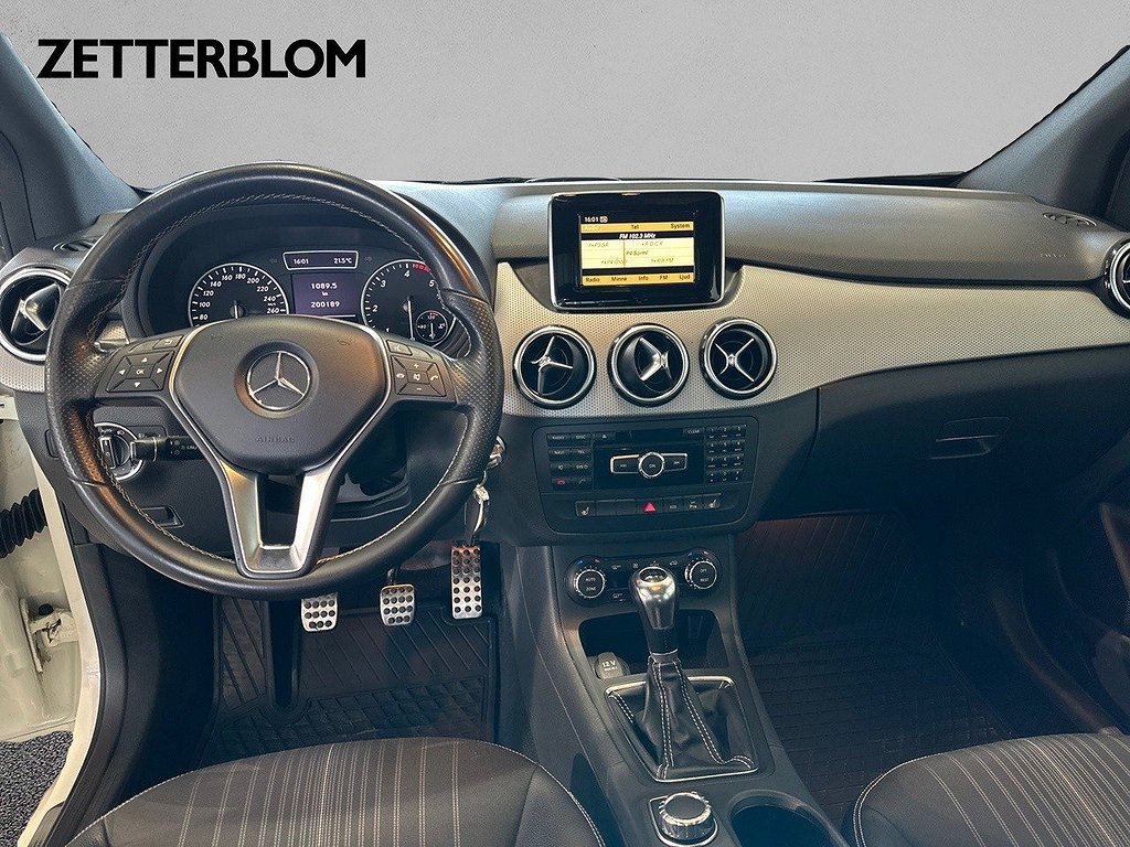 Halvkombi Mercedes-Benz B 10 av 17
