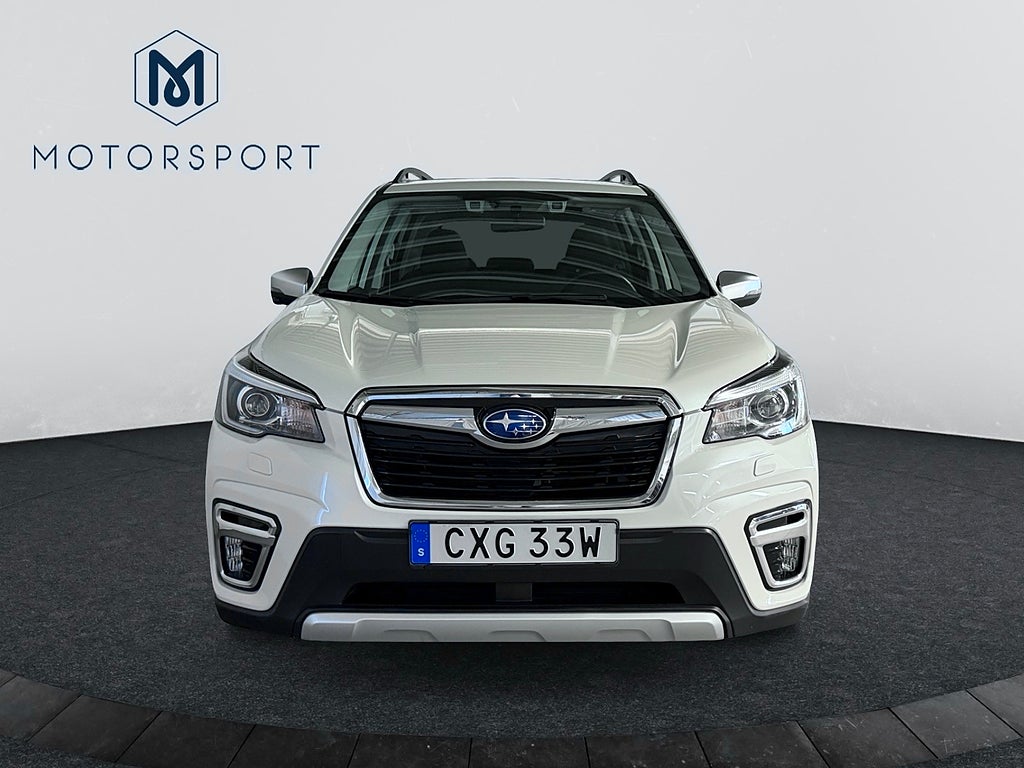 Subaru Forester e-Boxer Aut Dragkrok Rattvärme Kamera Carplay bild 9