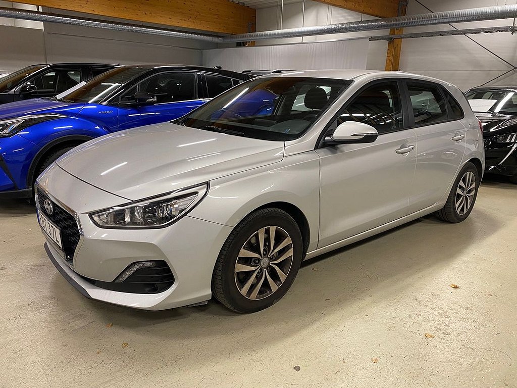 Hyundai i30 1.4 T-GDi Automat | Dragkrok | Vinterhjul | Motorvärmare | Extra